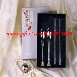 郎维年年有余餐具礼盒