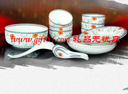 十八头心想事成餐具(釉下五彩)