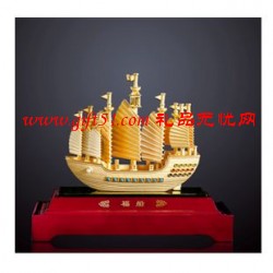 绒沙金福船商务摆件